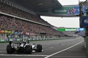 九游体育登陆入口-深一度｜“F1中国周”打造热血的城市嘉年华